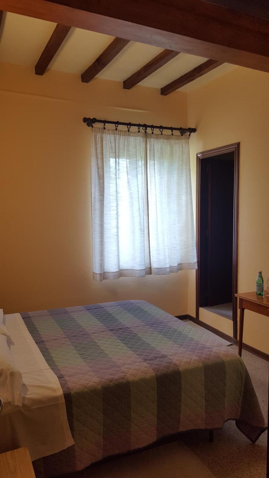 Albergo Ristorante Gualtieri Барберино-ди- Муджелло Номер фото