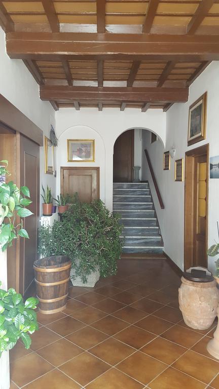 Albergo Ristorante Gualtieri Барберино-ди- Муджелло Экстерьер фото