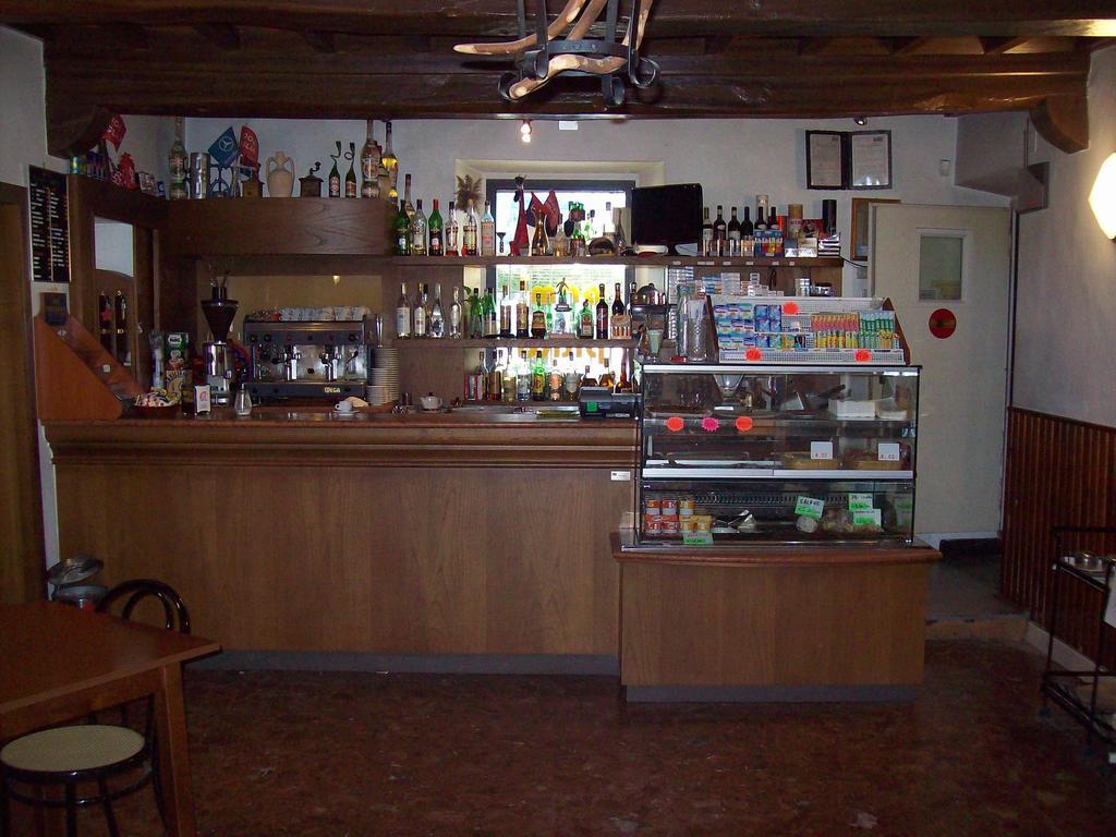 Albergo Ristorante Gualtieri Барберино-ди- Муджелло Экстерьер фото