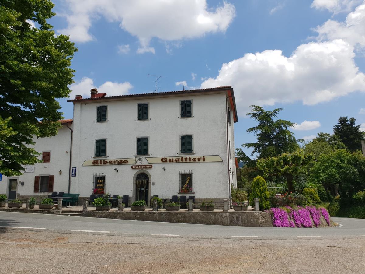Albergo Ristorante Gualtieri Барберино-ди- Муджелло Экстерьер фото